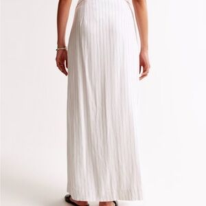 Abercrombie - Linen-Blend Front-Slit Maxi Skirt - NWT - never worn - size M